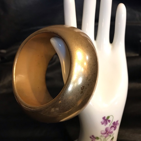 Vintage Designer Egyptian Born Ben Amun Gold tone Bangle - Picture 4 of 5